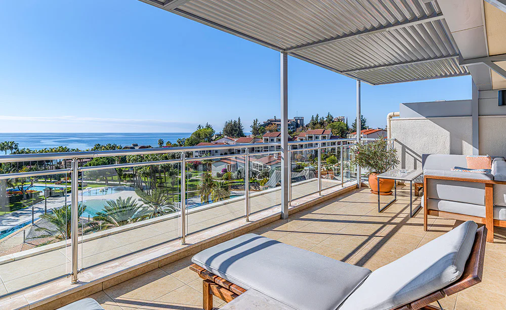 arum-barut-collection-antalya-penthouse-suite-sea-view-03_13789