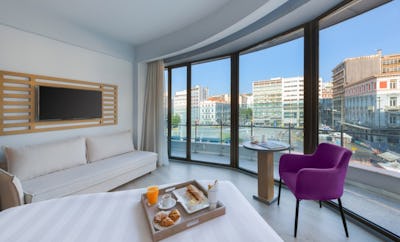 Corner Suites Fountain view