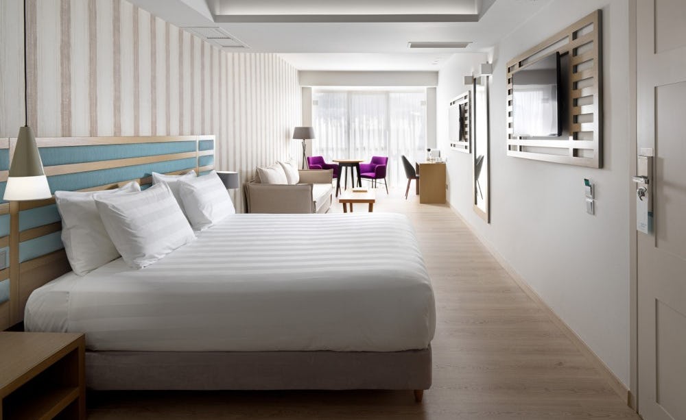 athens-tiare-hotel-greece-tiare-legacy-suites_11025