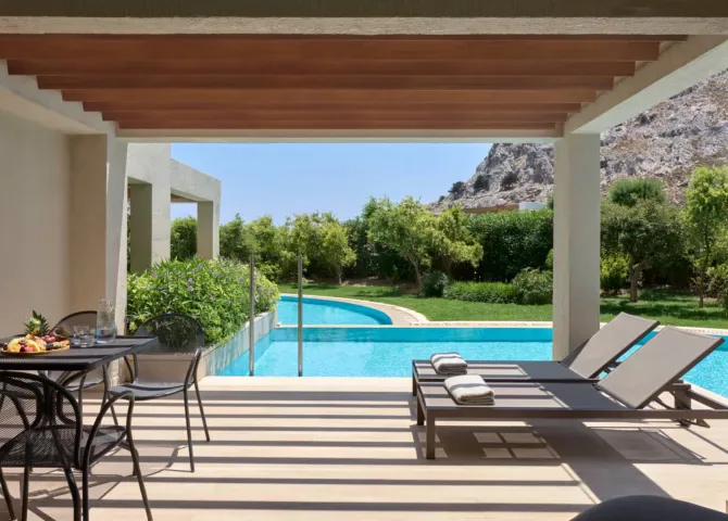 atlantica-aegean-blue-resort-kolympia-premium-family-room-sliding-door-swim-up-inland-view_13752