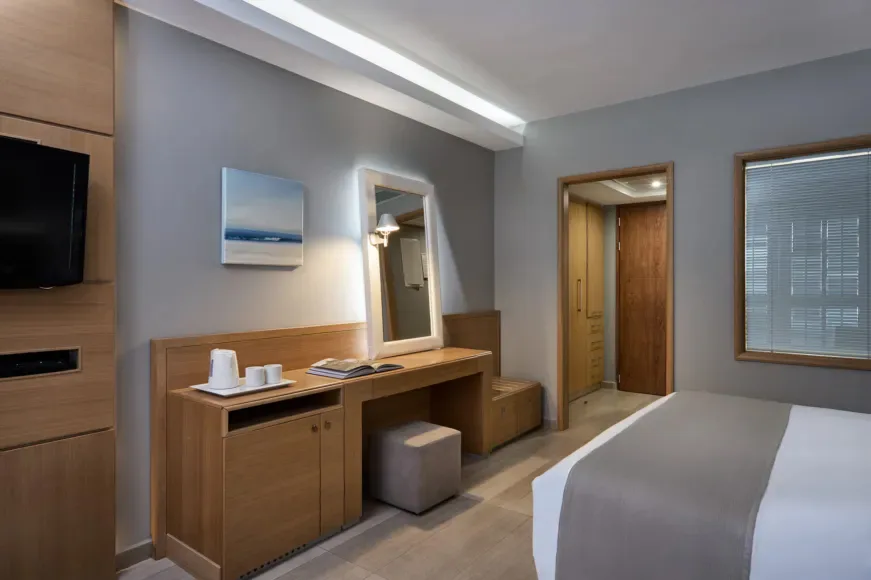 atlantica-holiday-village-rhodes-double-room-swim-up-pool-view-with-outdoor-whirlpool_13764