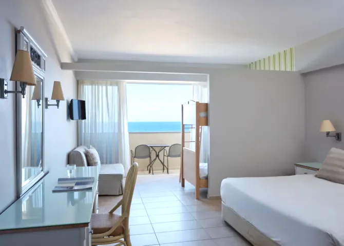 atlantica-princess-hotel-ialyssos-rhodes-family-room-with-partition-sea-view_13763