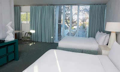 Deluxe Double Double