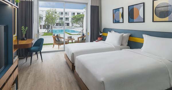 avani-chaweng-samui-hotel-and-beach-funky-pool-side-room_11737