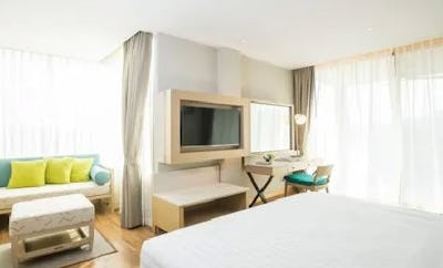 Jacuzzi Premier Suite