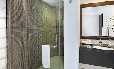 AVANI LAGOON VIEW ROOM