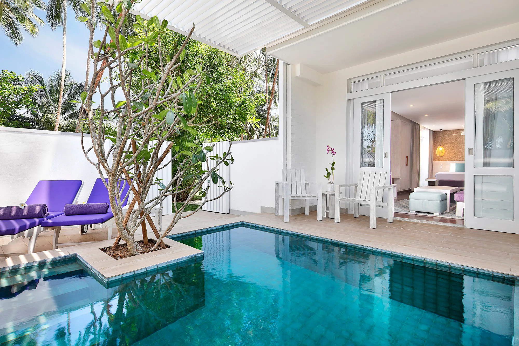 avani-kalutara-resort-srilanka-avani-ocean-view-pool-suite_1026