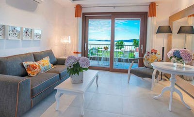 One Bedroom Suite with Sea View