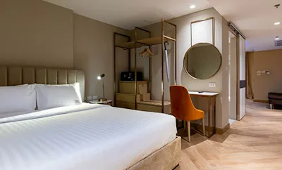 Family Room with Bathtub