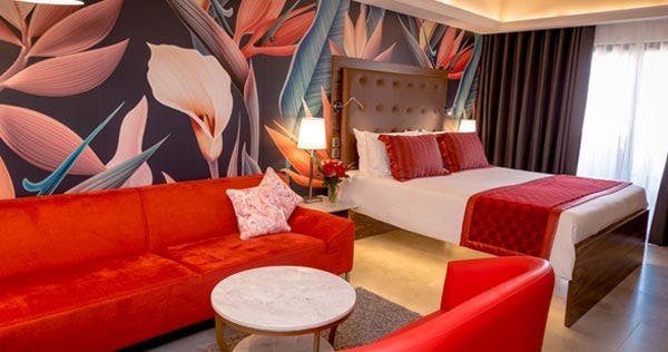 ax-the-victoria-hotel-malta-executive-suite_11125