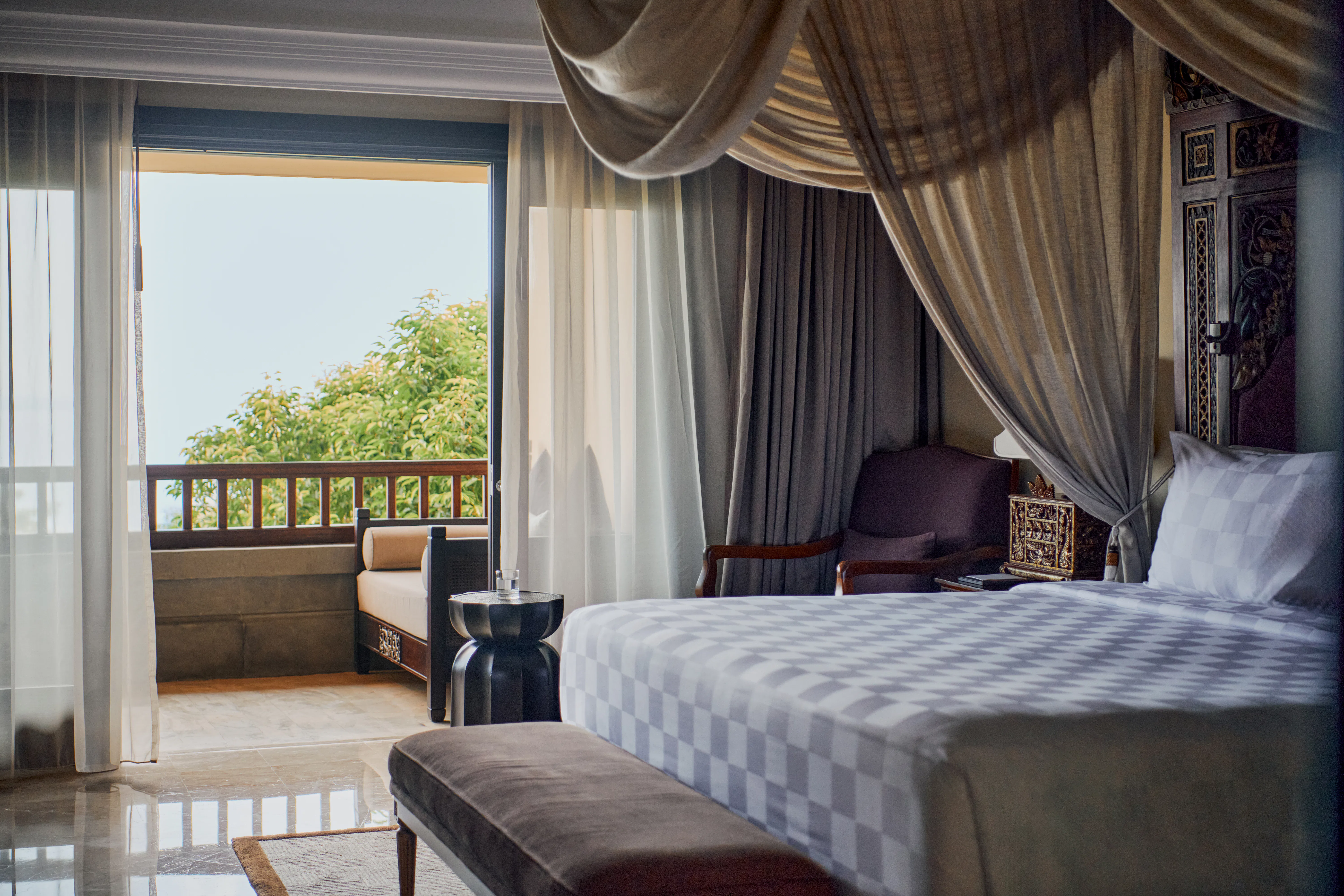 ayana-resort-bali-ocean-view-suite-01_423