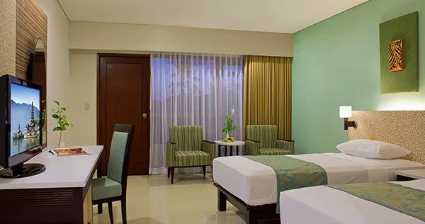 bali-rani-hotel-indonesia-deluxe-room-02_6752
