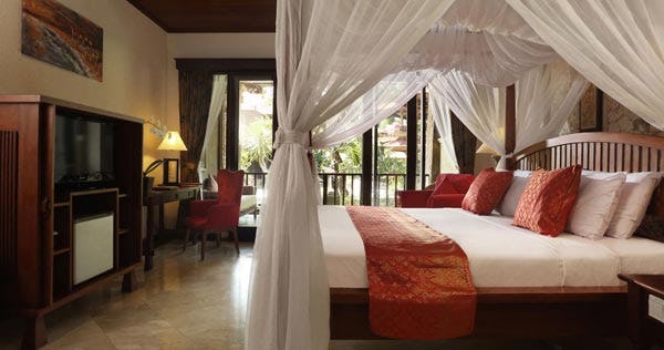 bali-tropic-resort-and-spa-royal-room_9365