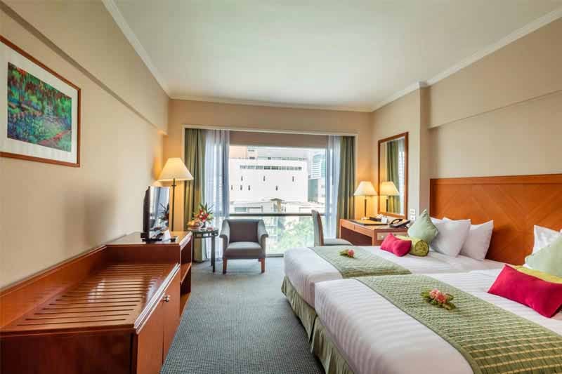 bangkok-palace-executive-room-01_53