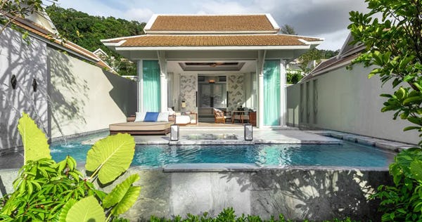 Beachfront Pool Villa