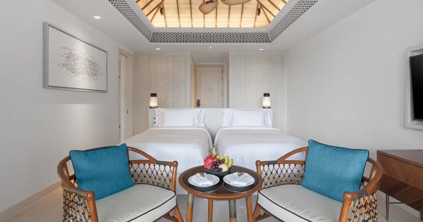 Deluxe Garden Pool Suite - Twin