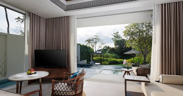 Deluxe Garden Pool Villa