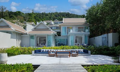 Presidential Beachfront Pool Villa