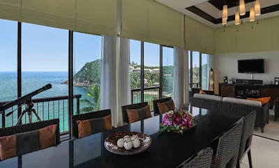 Presidential pool villa