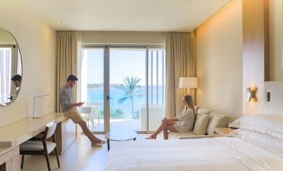 Junior Suite Ocean Front