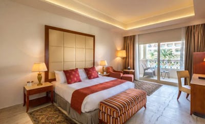 Ambassador Sea View Suite – 2 Bedrooms