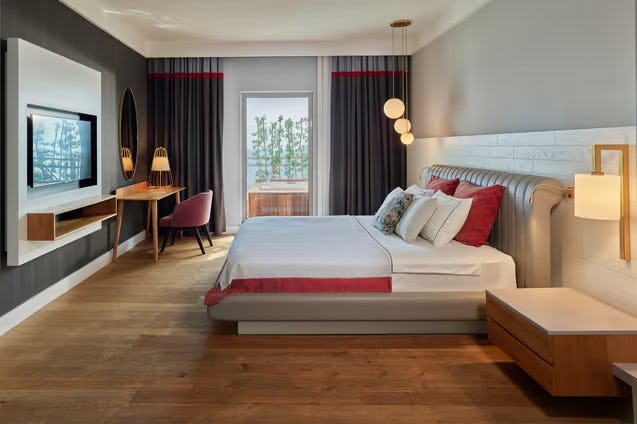 barut-lara-hotel-antalya-turkey-designer-suite_8189