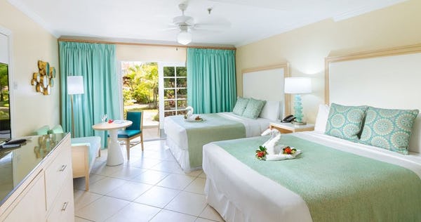 Deluxe Pool View Double