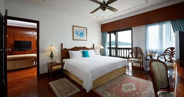 berjaya-langkawi-resort-one-bedroom-suite-on-water_330