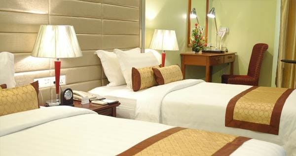 best-western-green-hill-hotel-yangon-grand-deluxe-room-02_8701