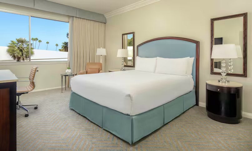 1 King Bed Standard Room