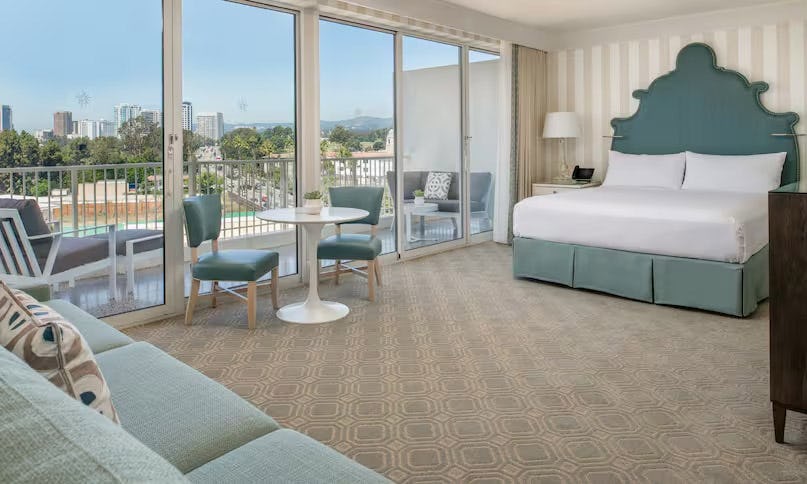 1 King Bed Studio Suite with Terrace