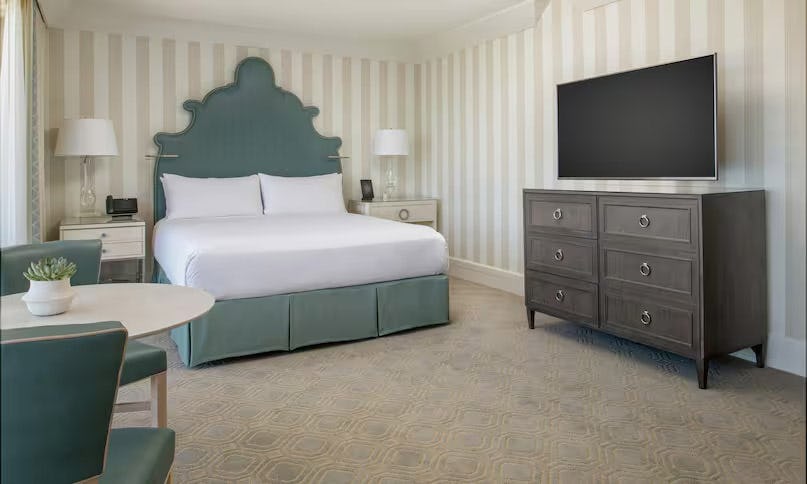 1King Deluxe Mobility/hearing Access Ri Shwr