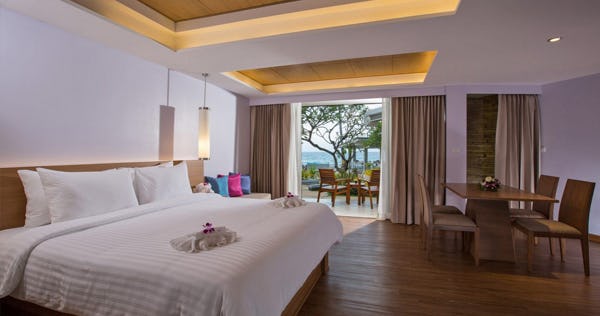 beyond-resort-karon-junior-suite-room_9025