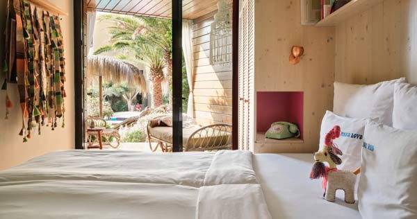 bikini-island-and-mountain-hotel-mallorca-pool-side-room-01_11481