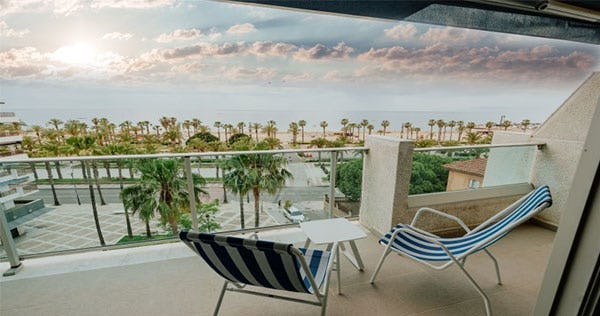 blaumar-hotel-premium-mediterranean-suite-front-sea-view-03_11417