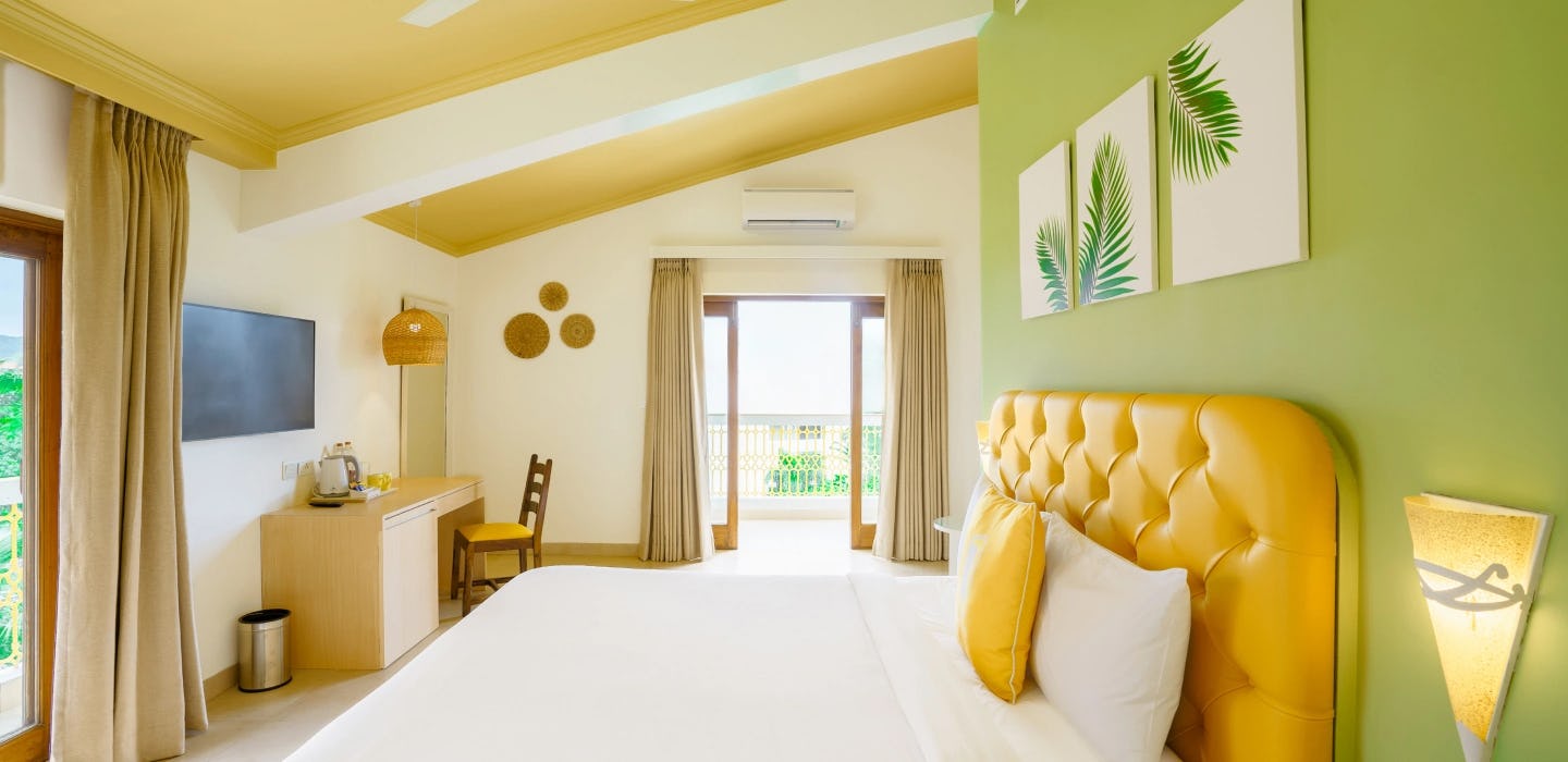 bloom-boutique-baga-goa-junior-suite_12777