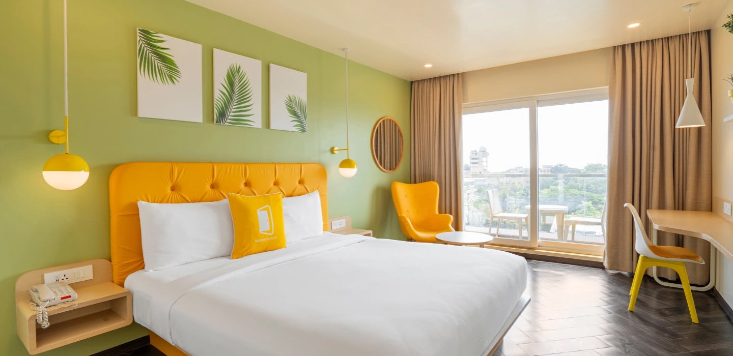 bloom-hotel-dona-paula-goa-executive-king_12776