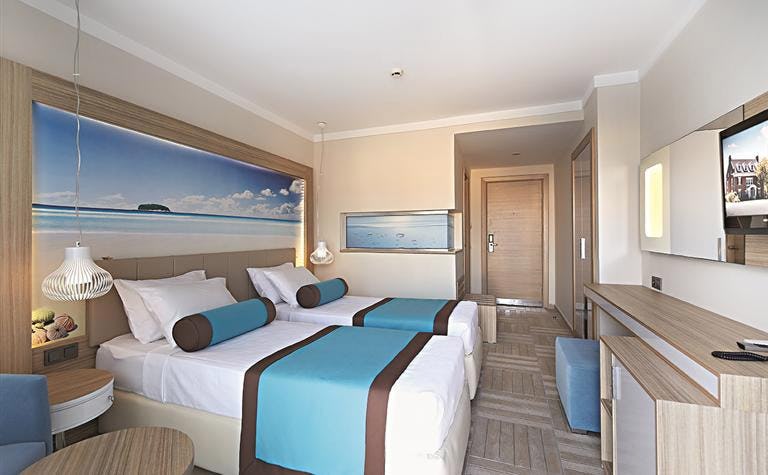 2 + 1 Standard Family Room