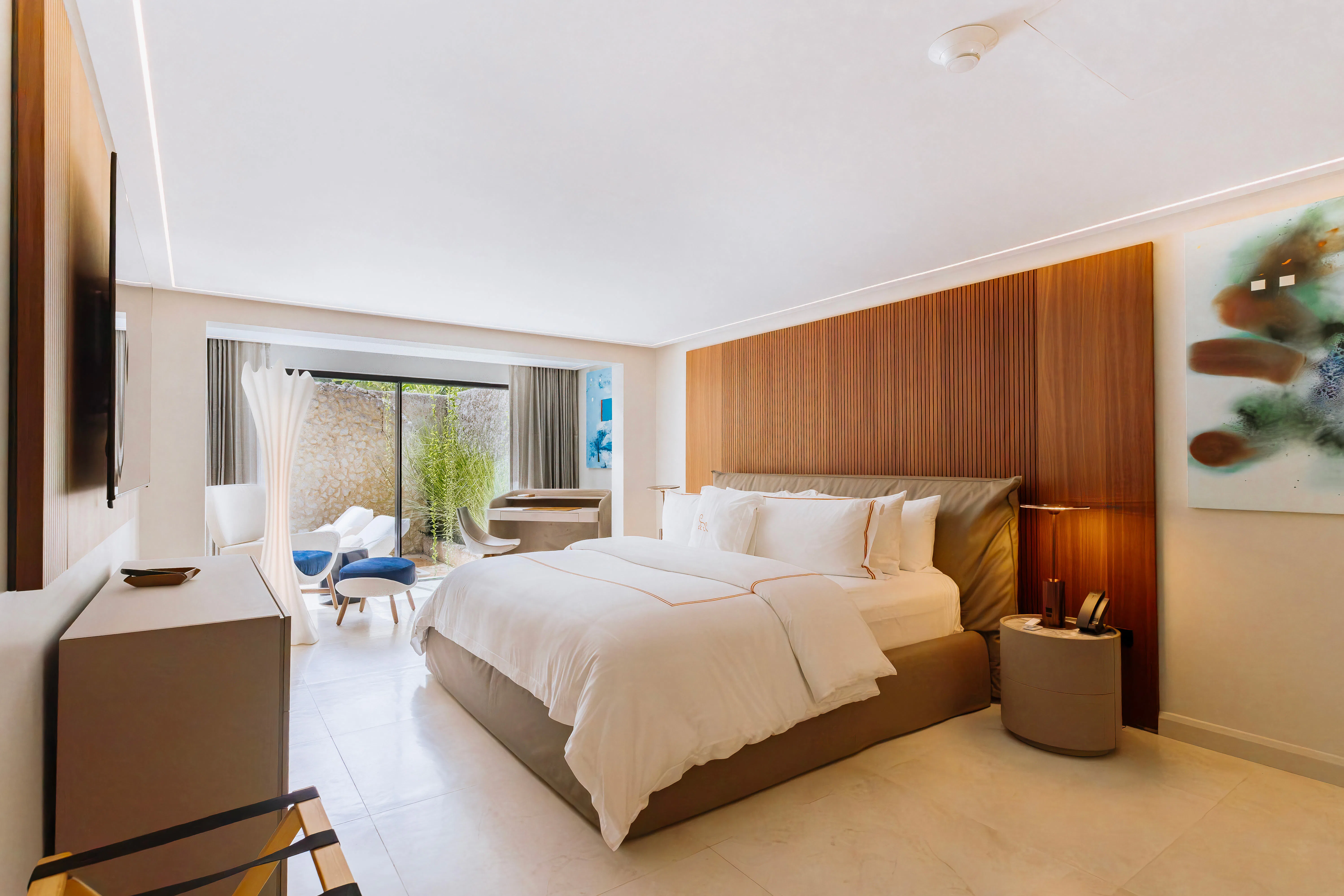 blue-monkey-hotel-and-beach-club-barbados-private-pool-suite-01_13828