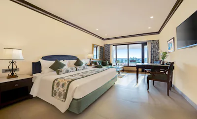 Sea View Corner Suite