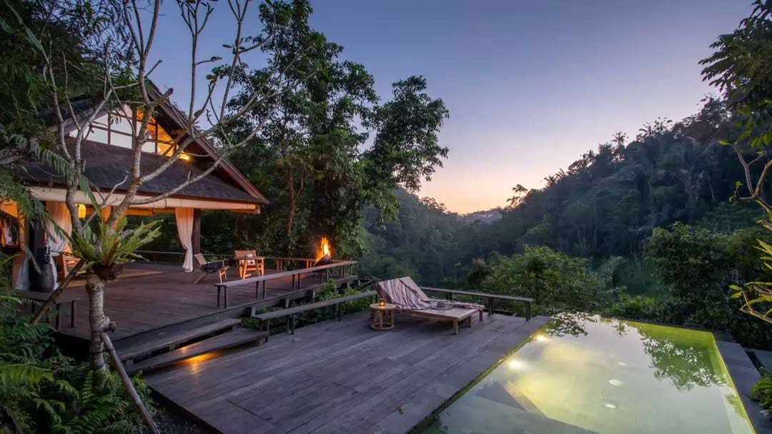 buahan-a-banyan-tree-escape-bali-river-valley-pool-bale_11300