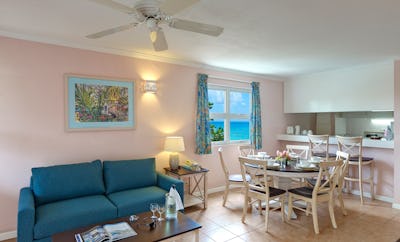 Deluxe Two Bedroom Apartment – Island View