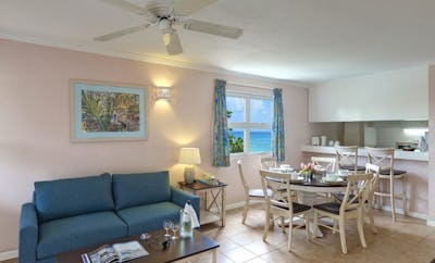 Deluxe Two Bedroom Apartment – Ocean View