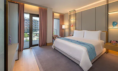 PREMIUM RESORT KING SUITE