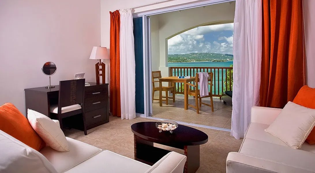 Sunset Ocean View Jr. Suites