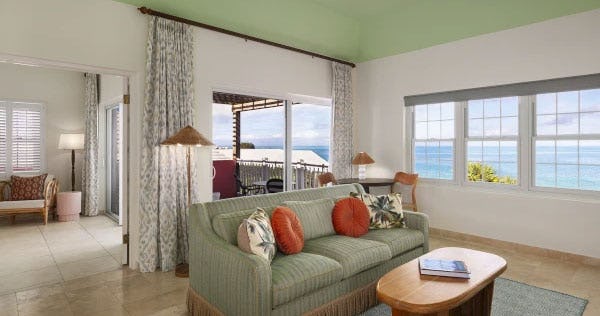 cambridge-beaches-resort-and-spa-two-bedroom-water-suite-01_7957