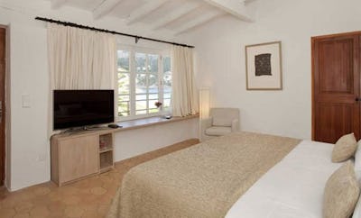 DOUBLE ROOM WITH TERRACE