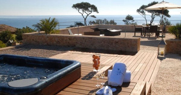 can-simoneta-hotel-luxury-suite-with-terrace-02_11475