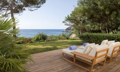 SUITE SUPERIOR WITH CHILL OUT OR TERRACE