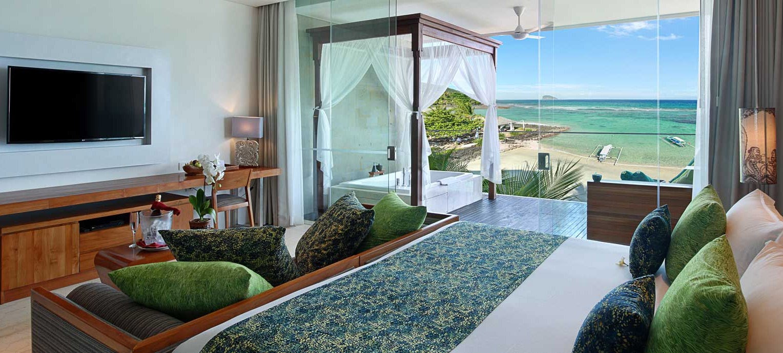 Luxury Ocean View Suite